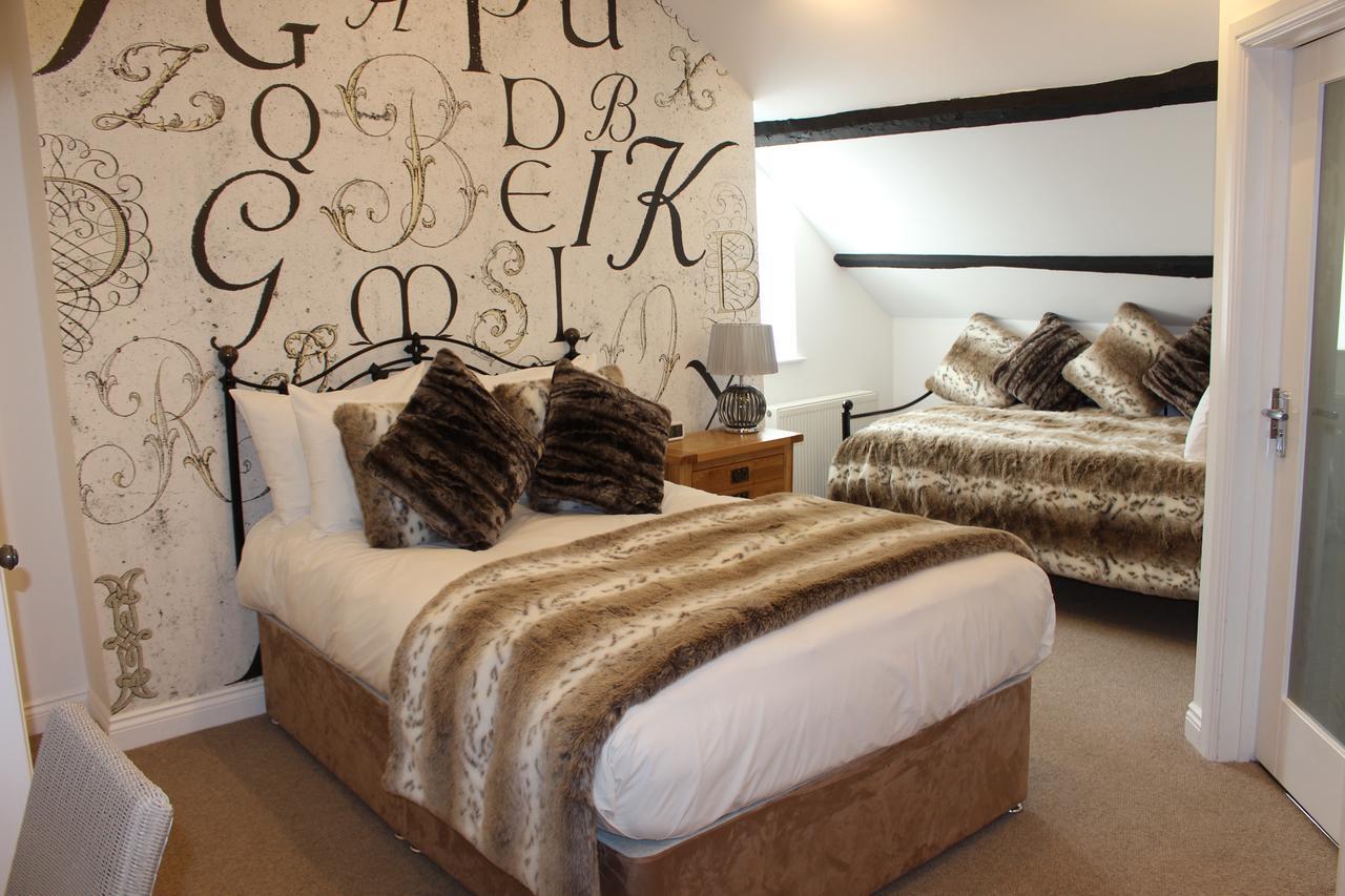 Hotel Foyles Of 5*